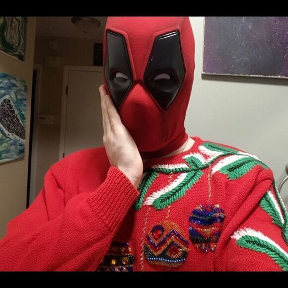 ♥️ Ugly Christmas sweater DEADPOOL cosplay sweater. I.B. Diffusion Ugly Xmas - Picture 10 of 13